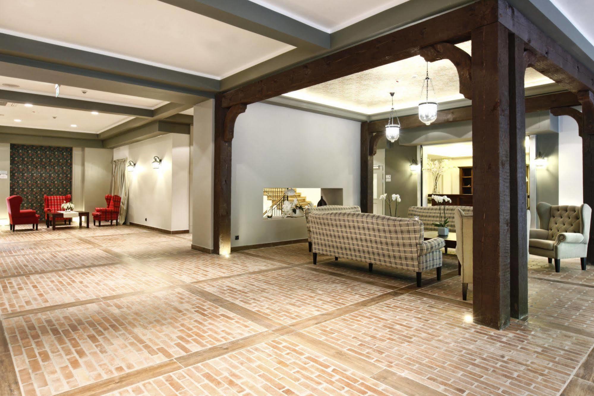 Hotel Aubrecht Country Spa Resort Przechlewo Exterior foto