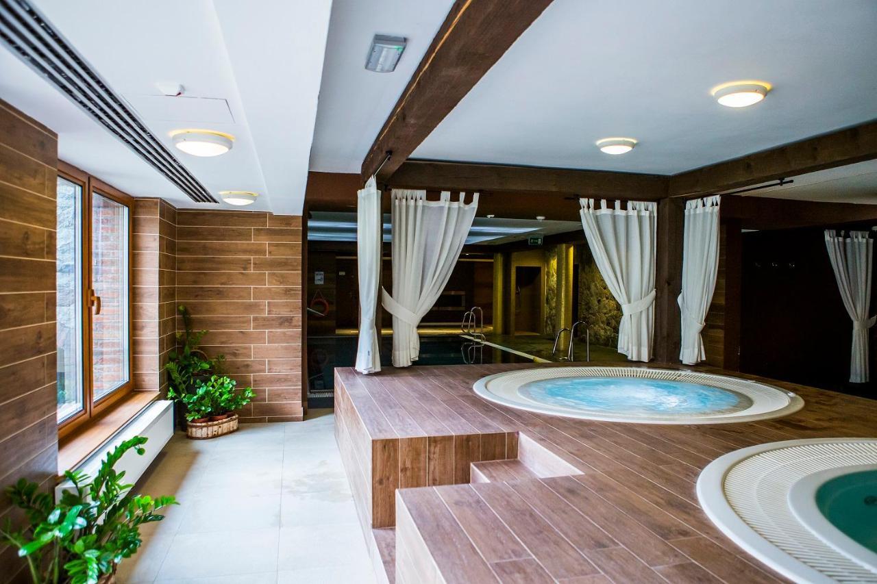 Hotel Aubrecht Country Spa Resort Przechlewo Exterior foto